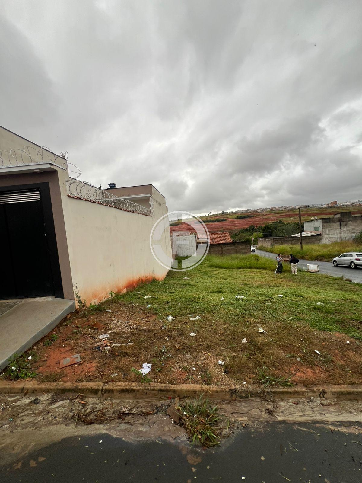 Terreno à venda, SAO SEBASTIAO DO PARAISO - MG