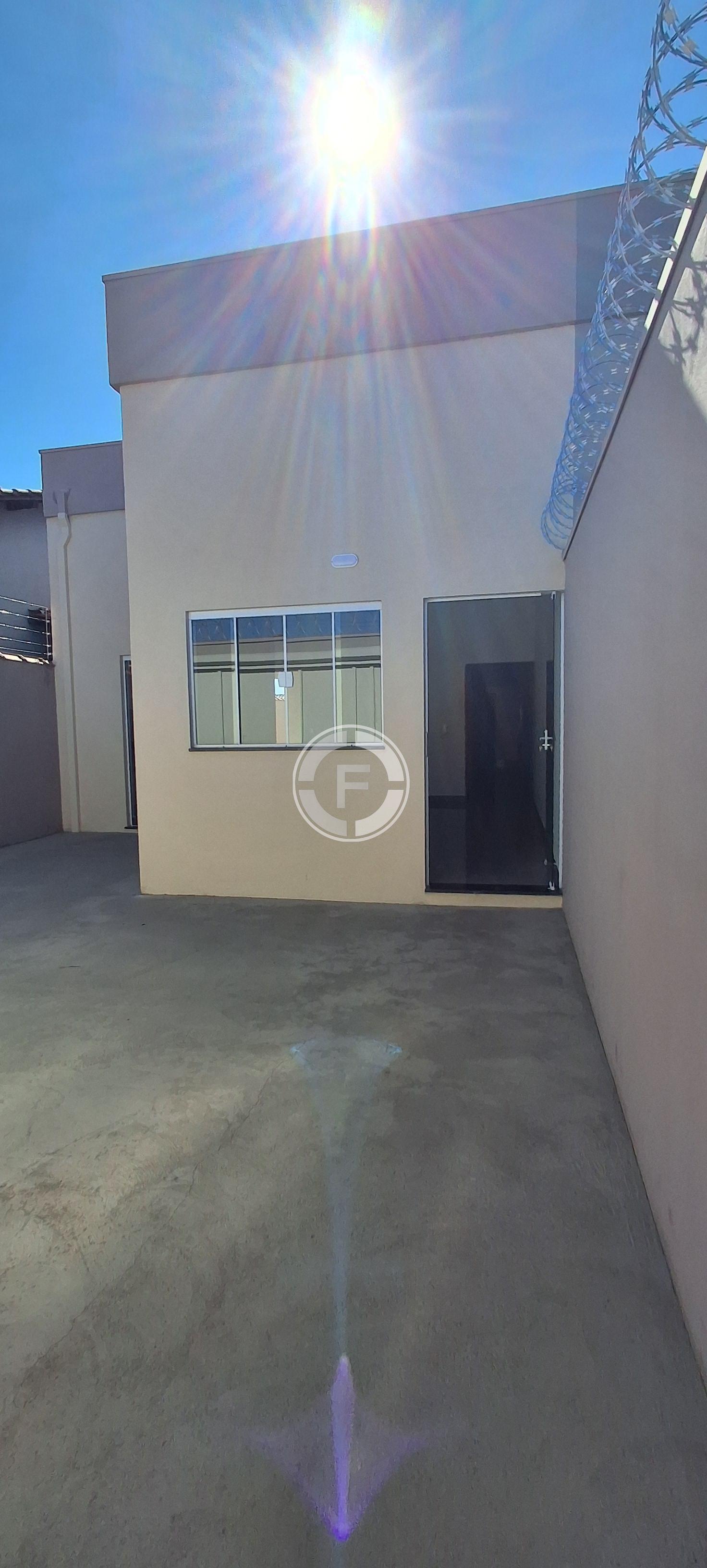 Casa, 2 quartos, 150 m² - Foto 1
