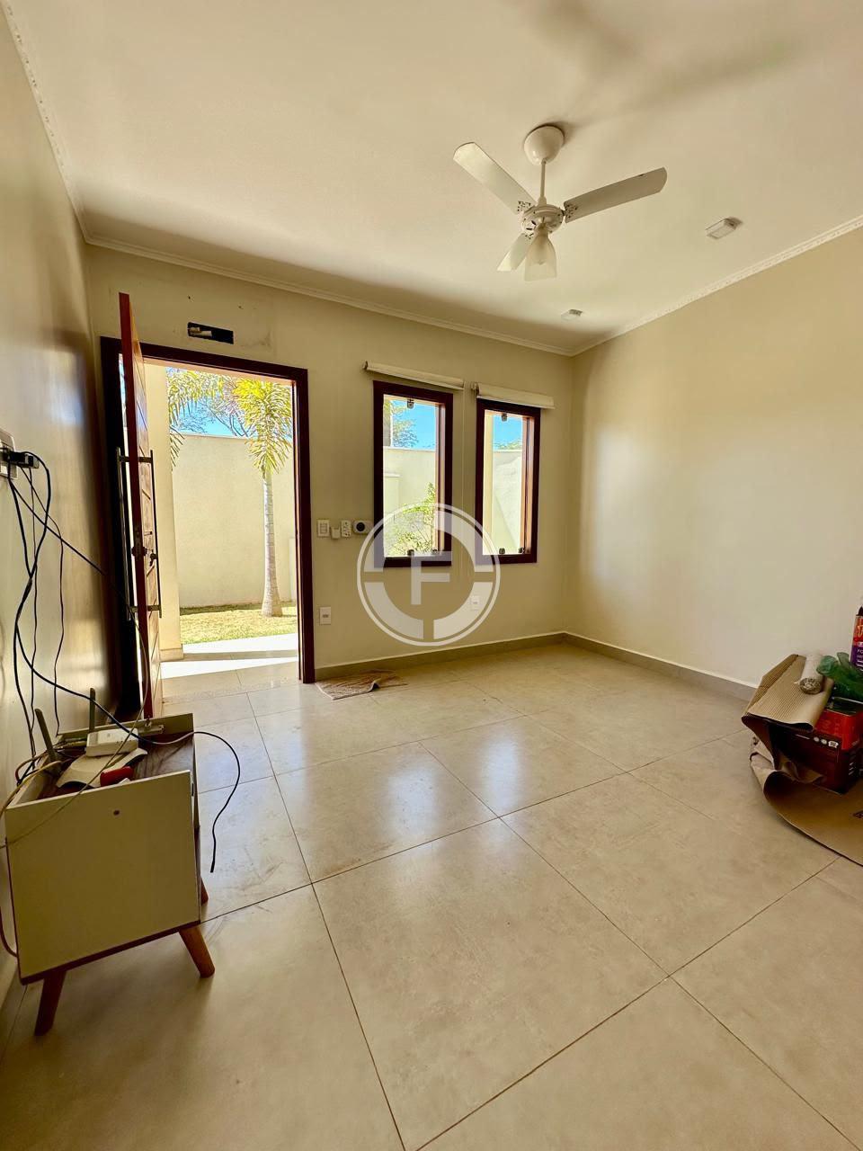 Linda Casa no Vila Verde com Suíte, Móveis Planejados e Gourmet