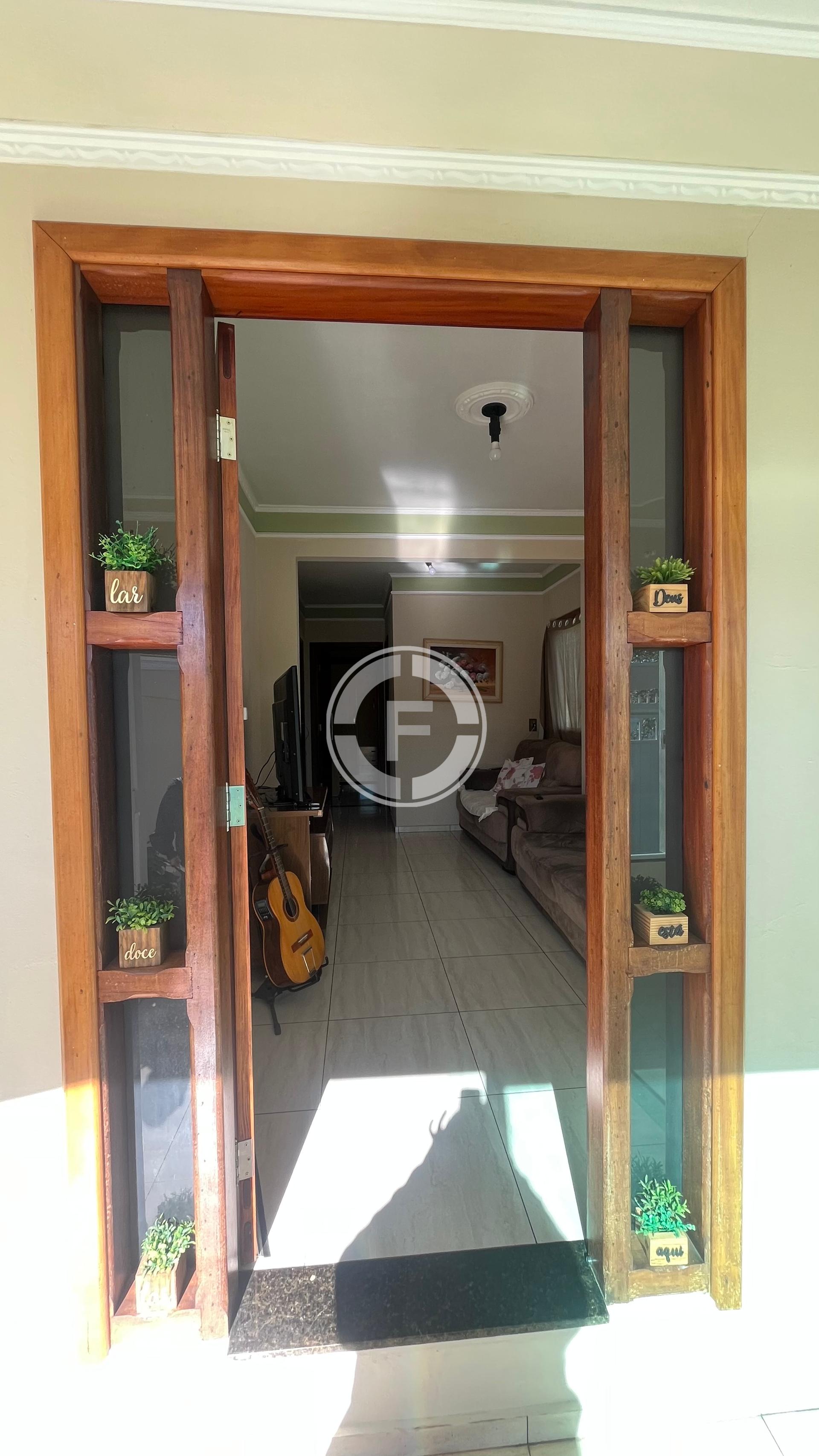 Casa com 3 dormitórios à venda, Vila Helena, SAO SEBASTIAO DO ...