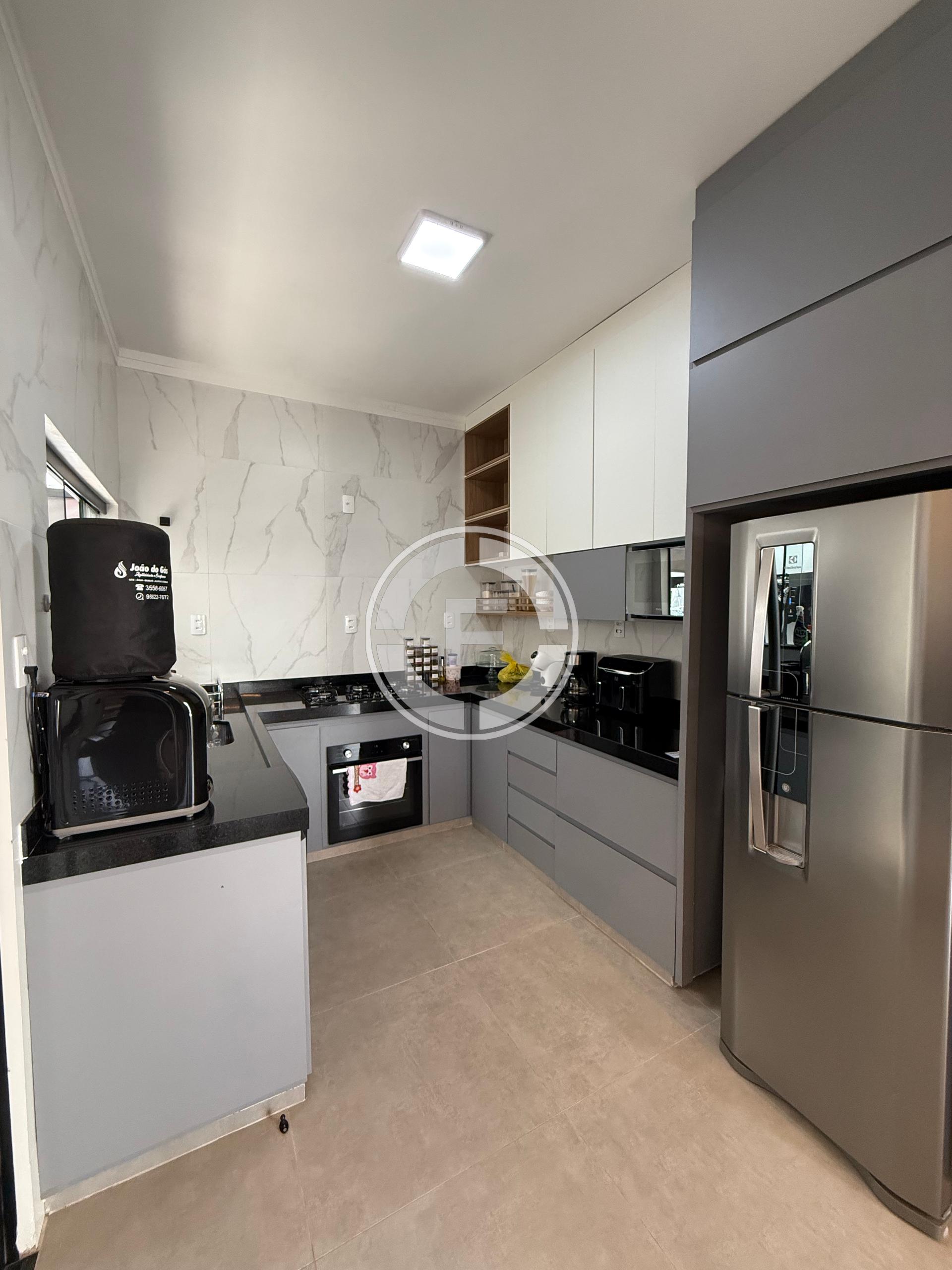 Casa, 2 quartos, 250 m² - Foto 8