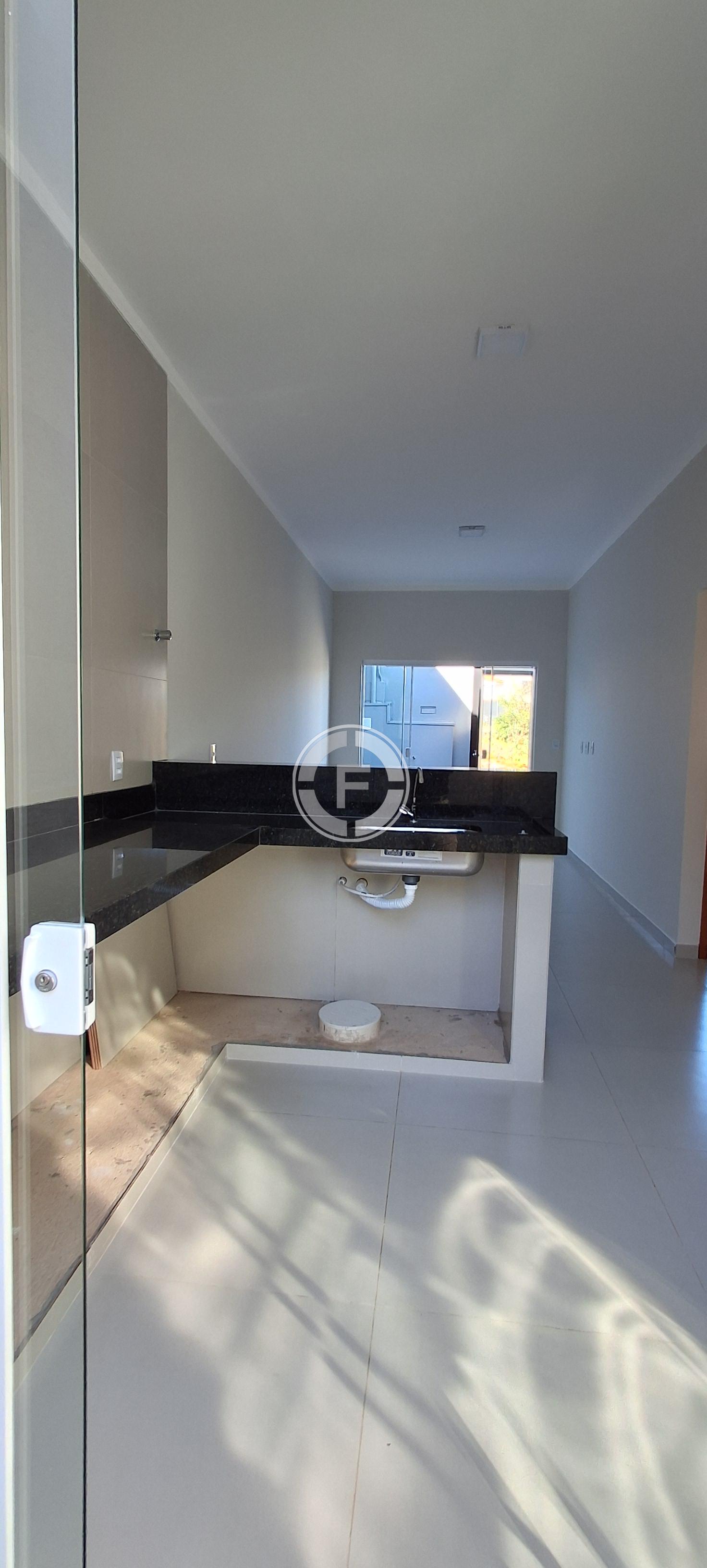 Casa no Mediterrânee $ 280.000,00, dois quartos sendo uma suíte