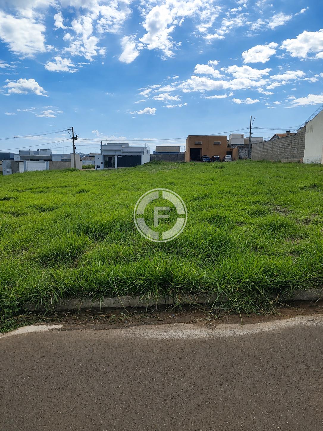 Terreno à venda, California Garden, SAO SEBASTIAO DO PARAISO - MG