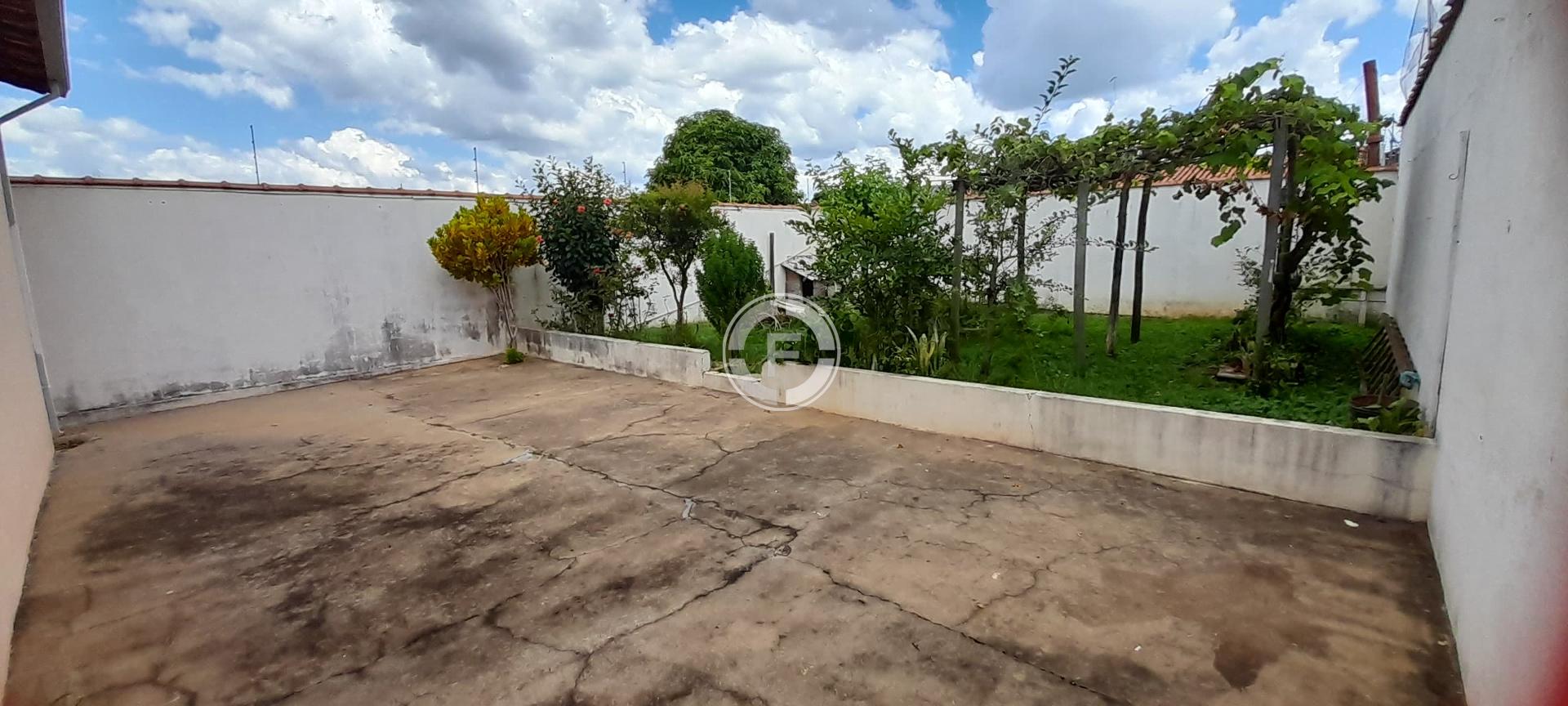 Casa, 2 quartos, 249 m² - Foto 8