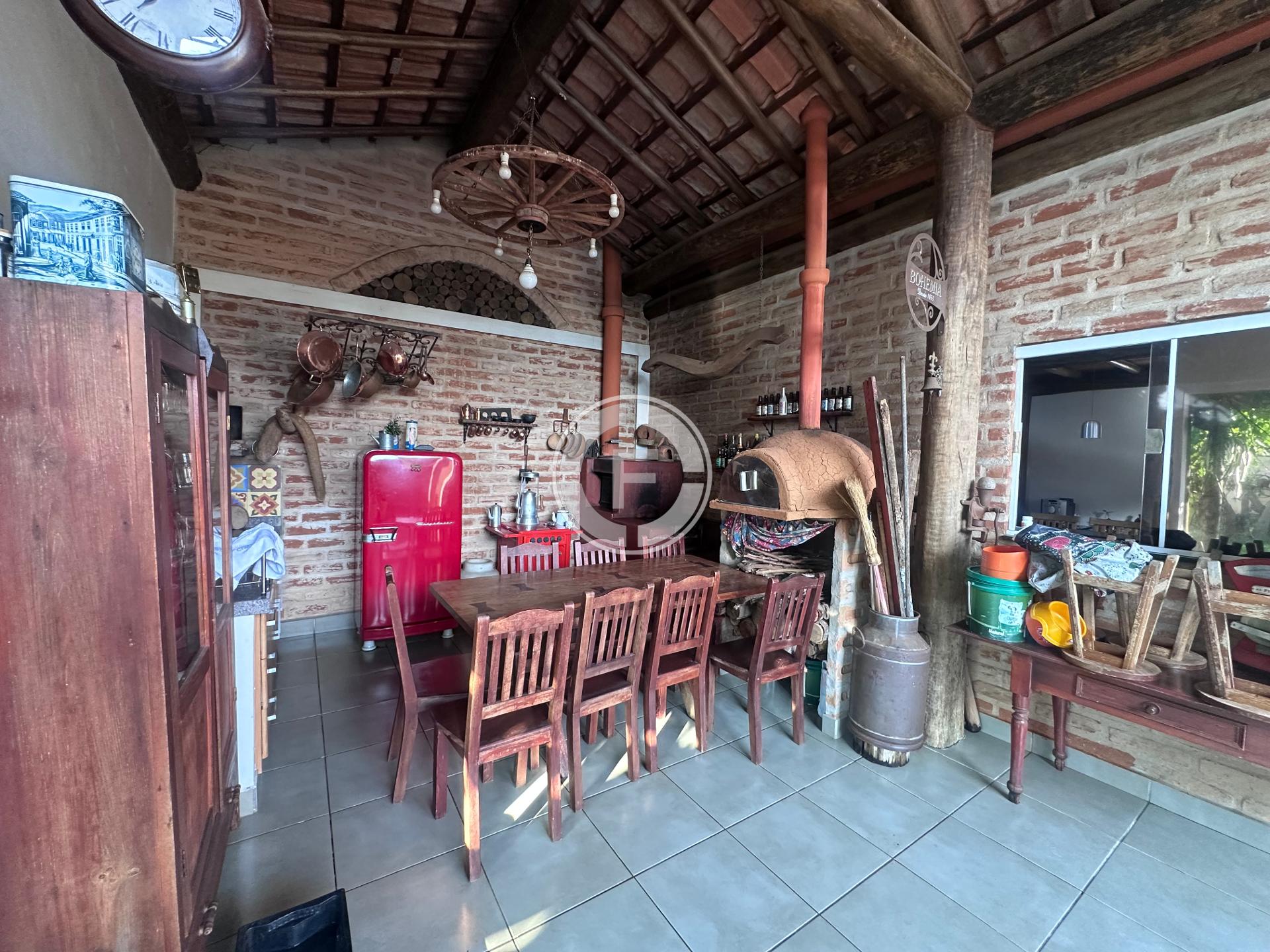 Casa, 1 quarto, 330 m² - Foto 3