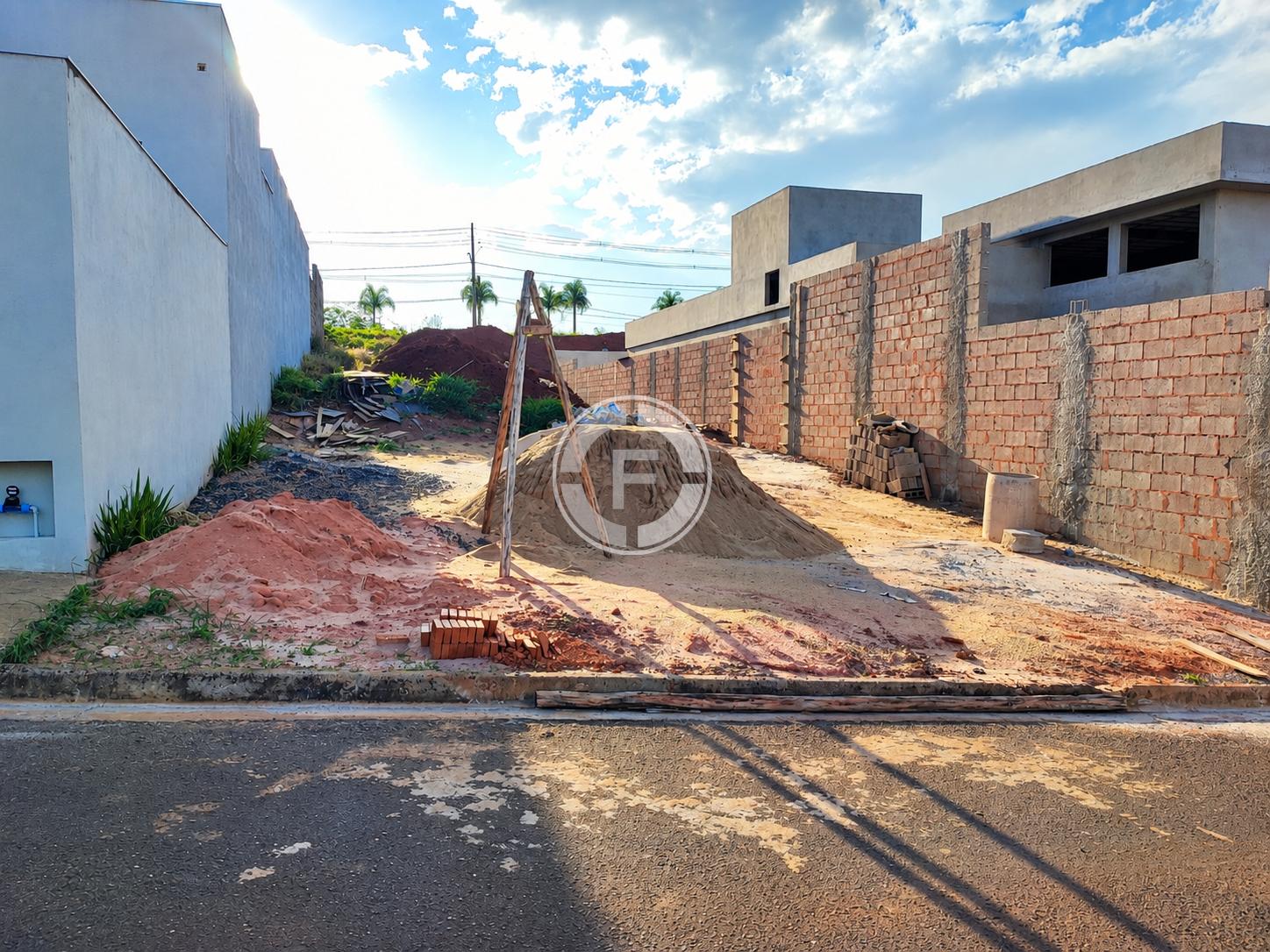 Terreno, 385 m² - Foto 1