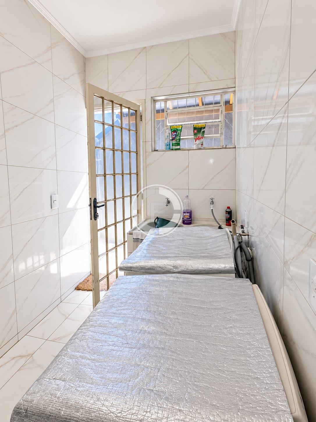 Casa, 3 quartos, 250 m² - Foto 9