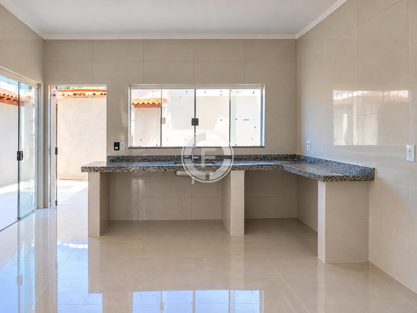 Casa, 2 quartos, 250 m² - Foto 1