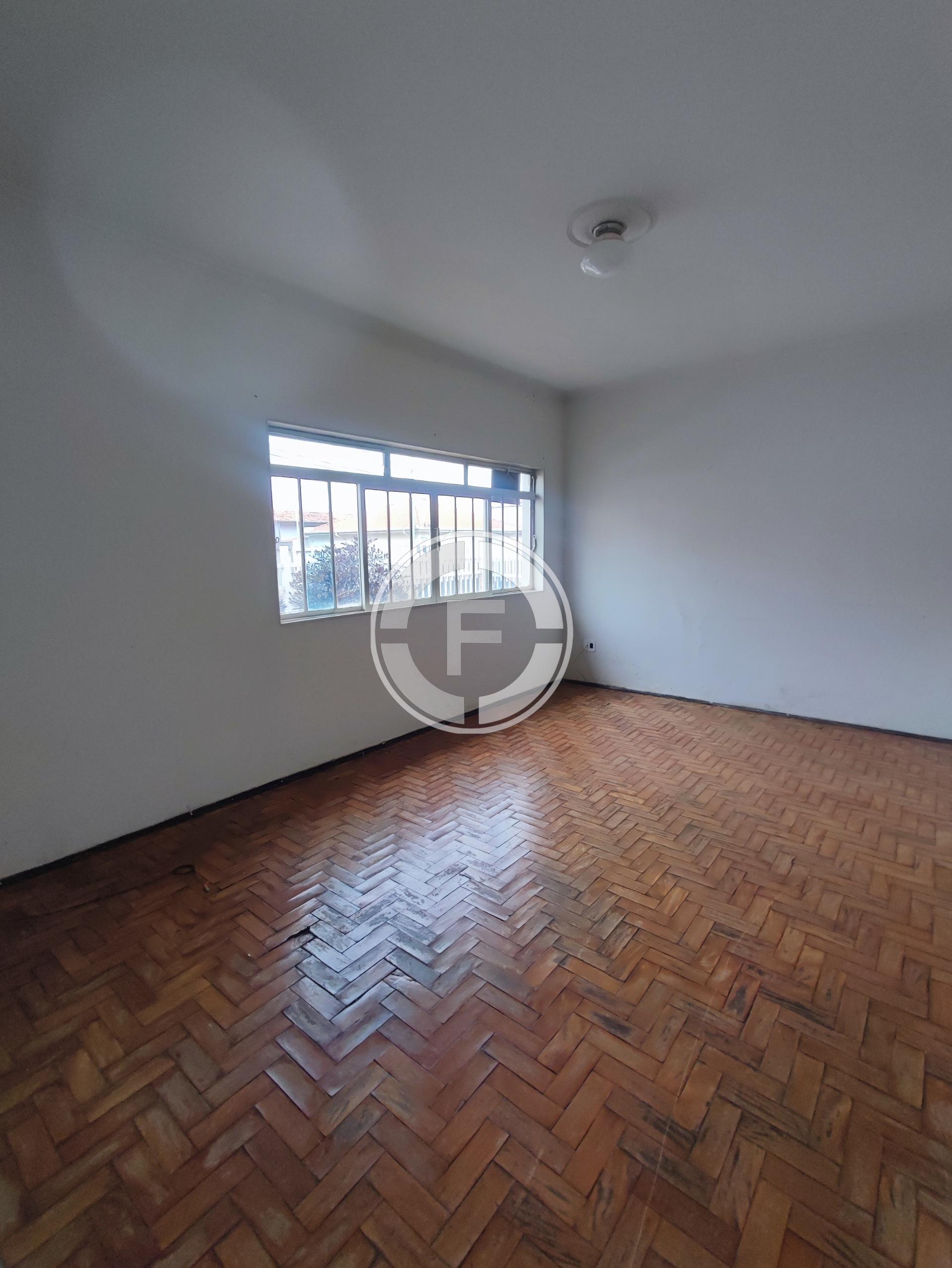 Casa, 2 quartos, 210 m² - Foto 1