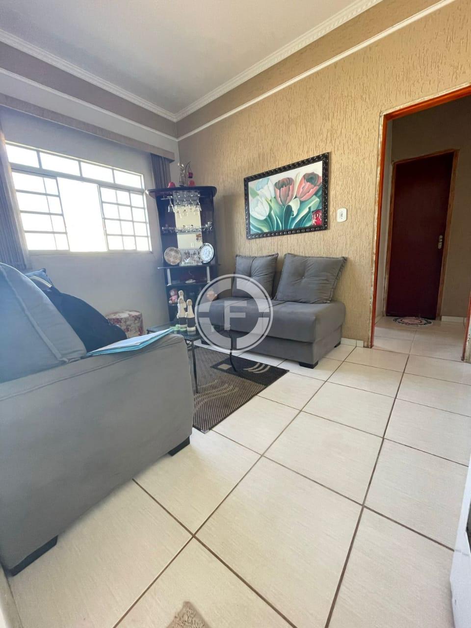 Casa, 2 quartos, 250 m² - Foto 2