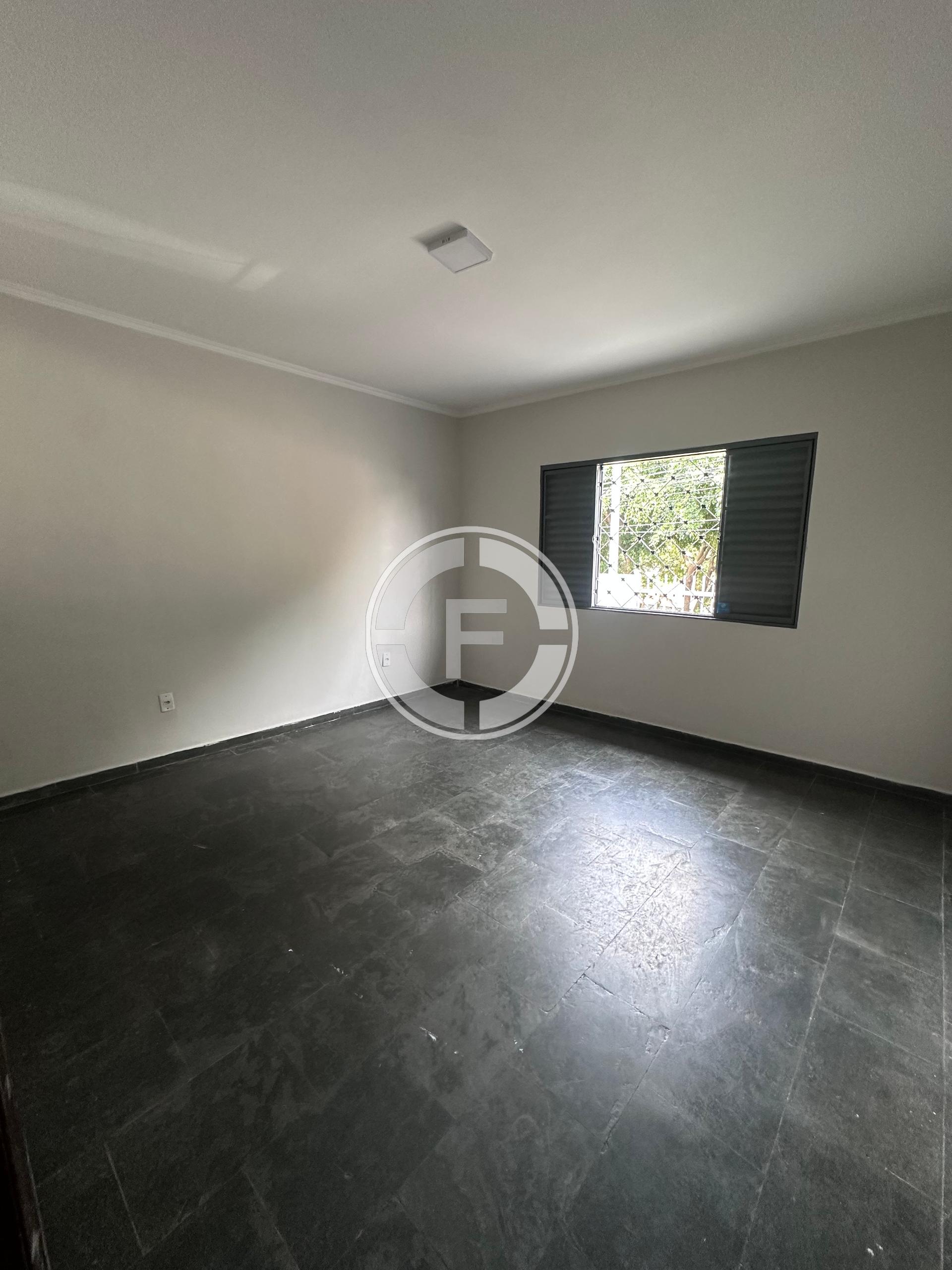 Casa, 1 quarto, 273 m² - Foto 4