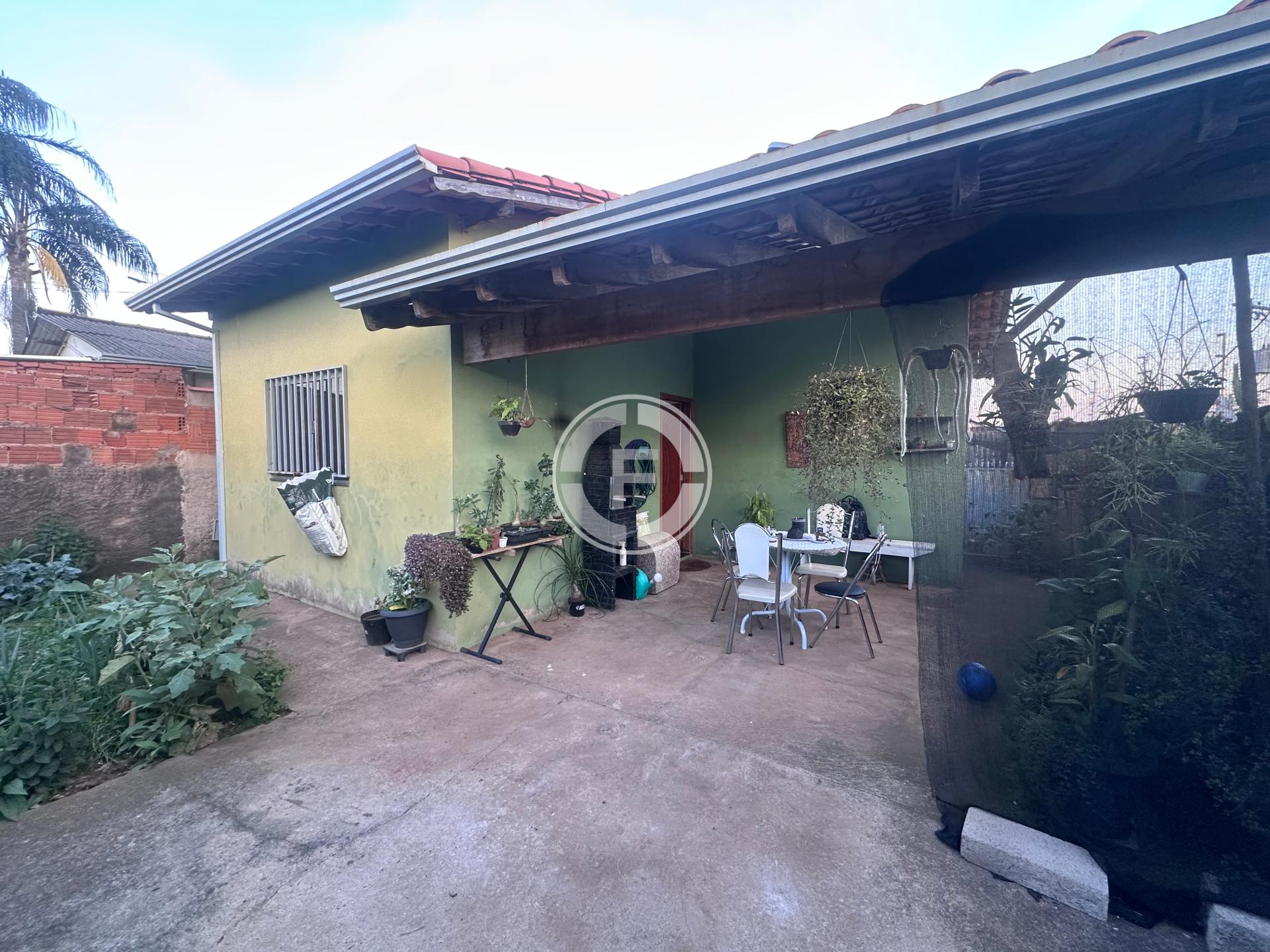 Casa, 2 quartos, 250 m² - Foto 1