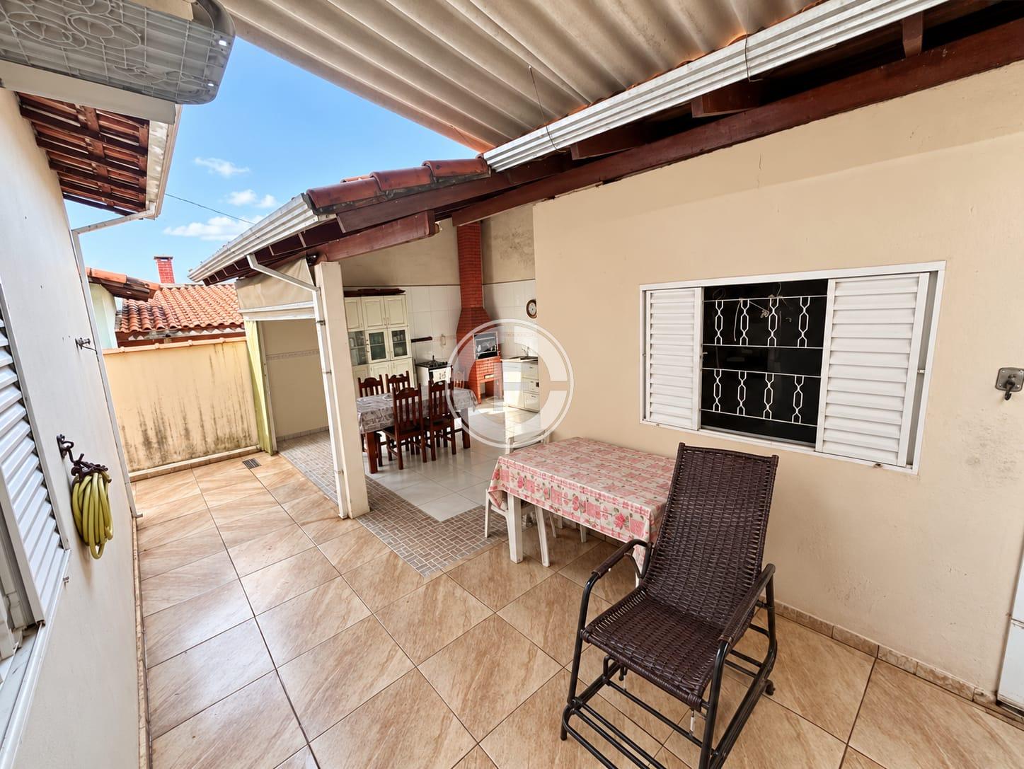 Casa, 2 quartos, 240 m² - Foto 11