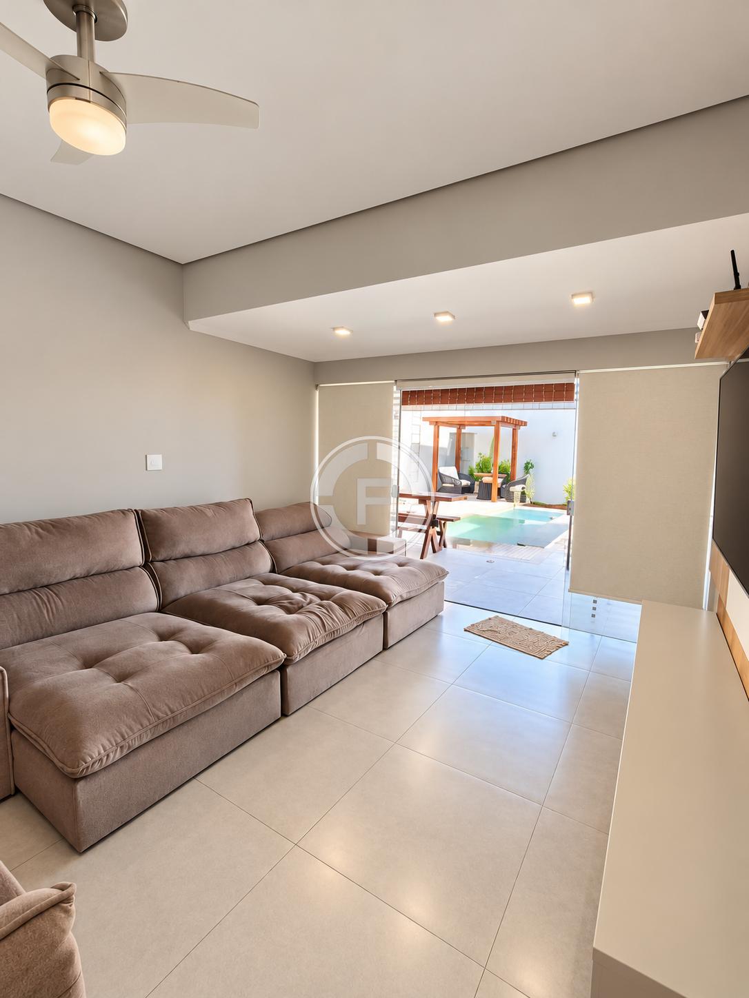 Casa, 3 quartos, 300 m² - Foto 1