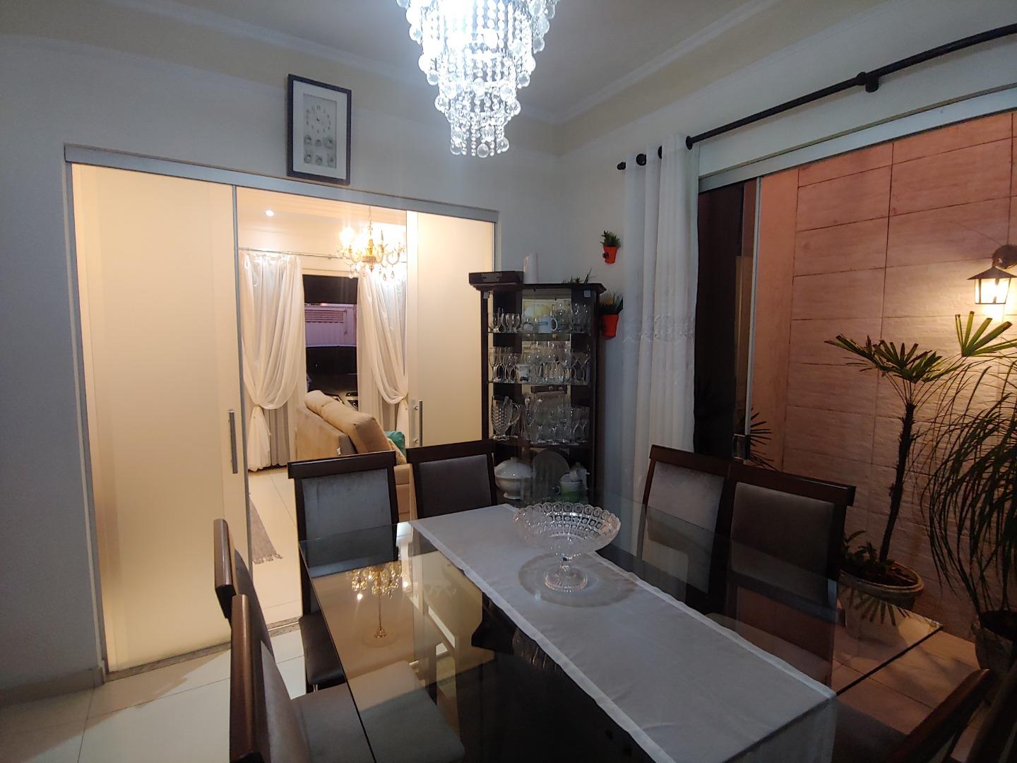 Casa, 2 quartos, 160 m² - Foto 1