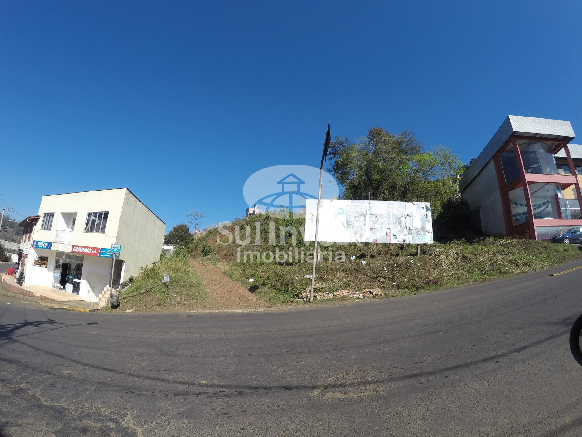 EXCELENTE TERRENO COM 1.480,22 m  COM DOIS ACESSOS NA SAÍDA PA...