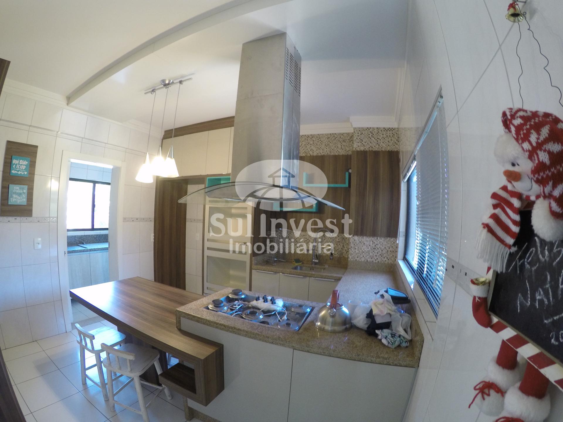 Apartamento no coração do bairro Industrial, ótima localização...