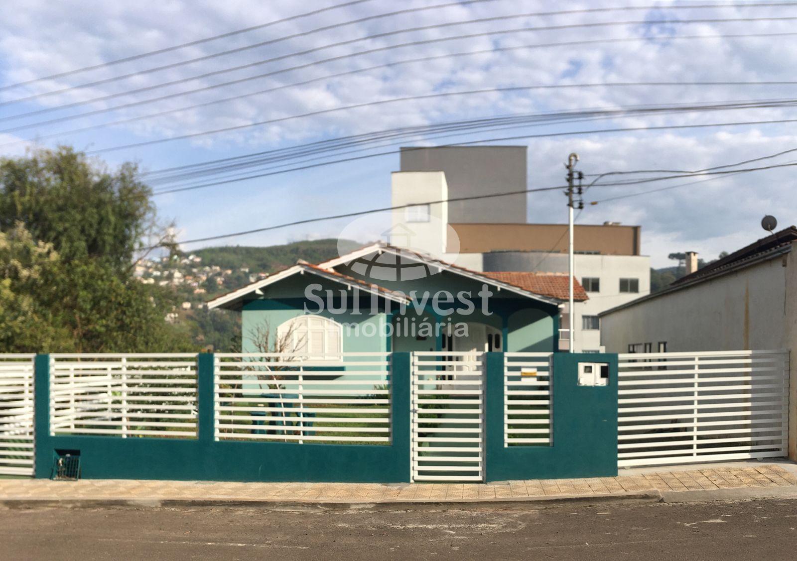 Casa com excelente localiza??o no cora??o do Bairro Industrial...
