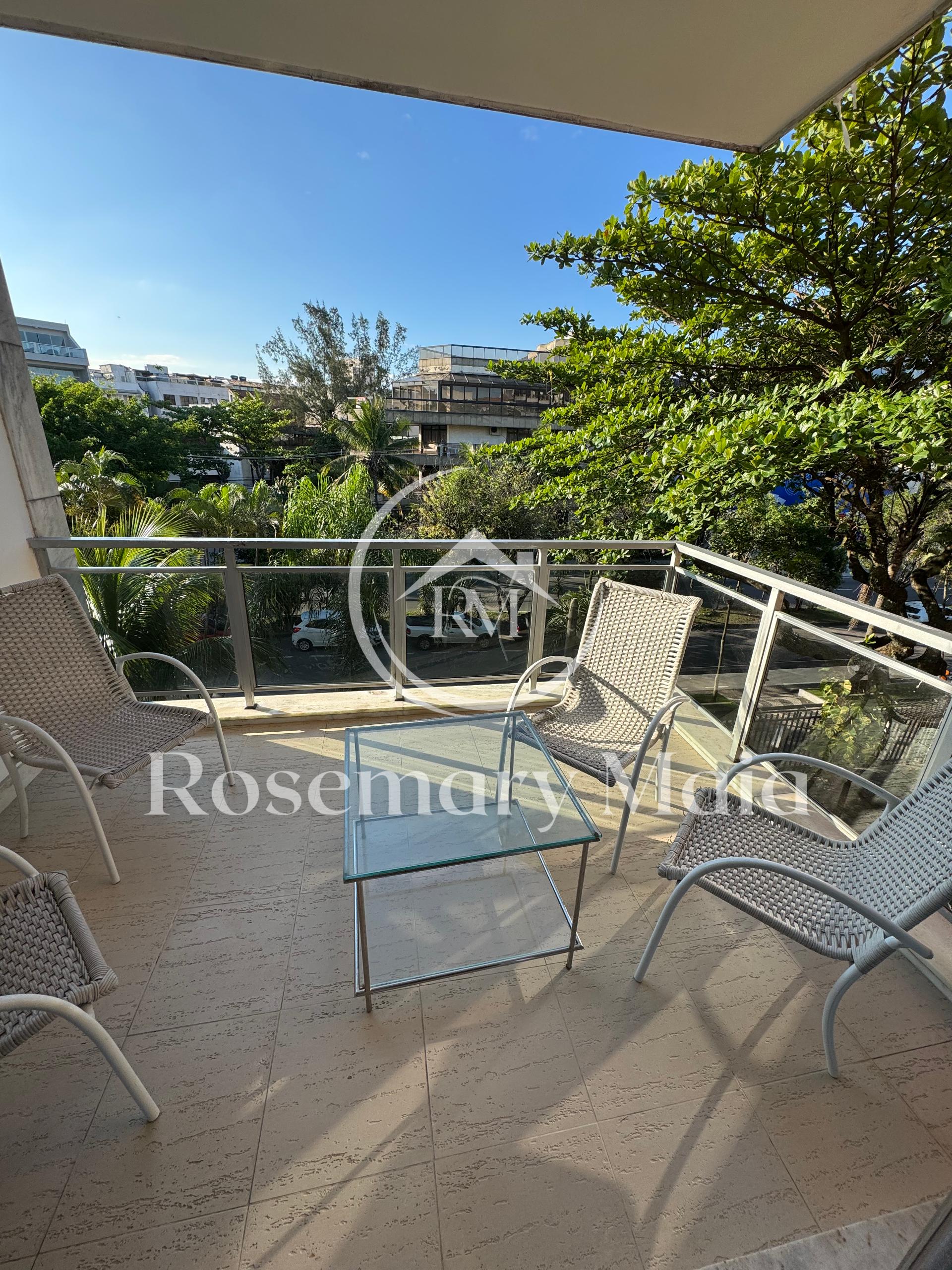Apartamento de 200 m² com 2 Suítes à Venda na Barra da Tijuca ...