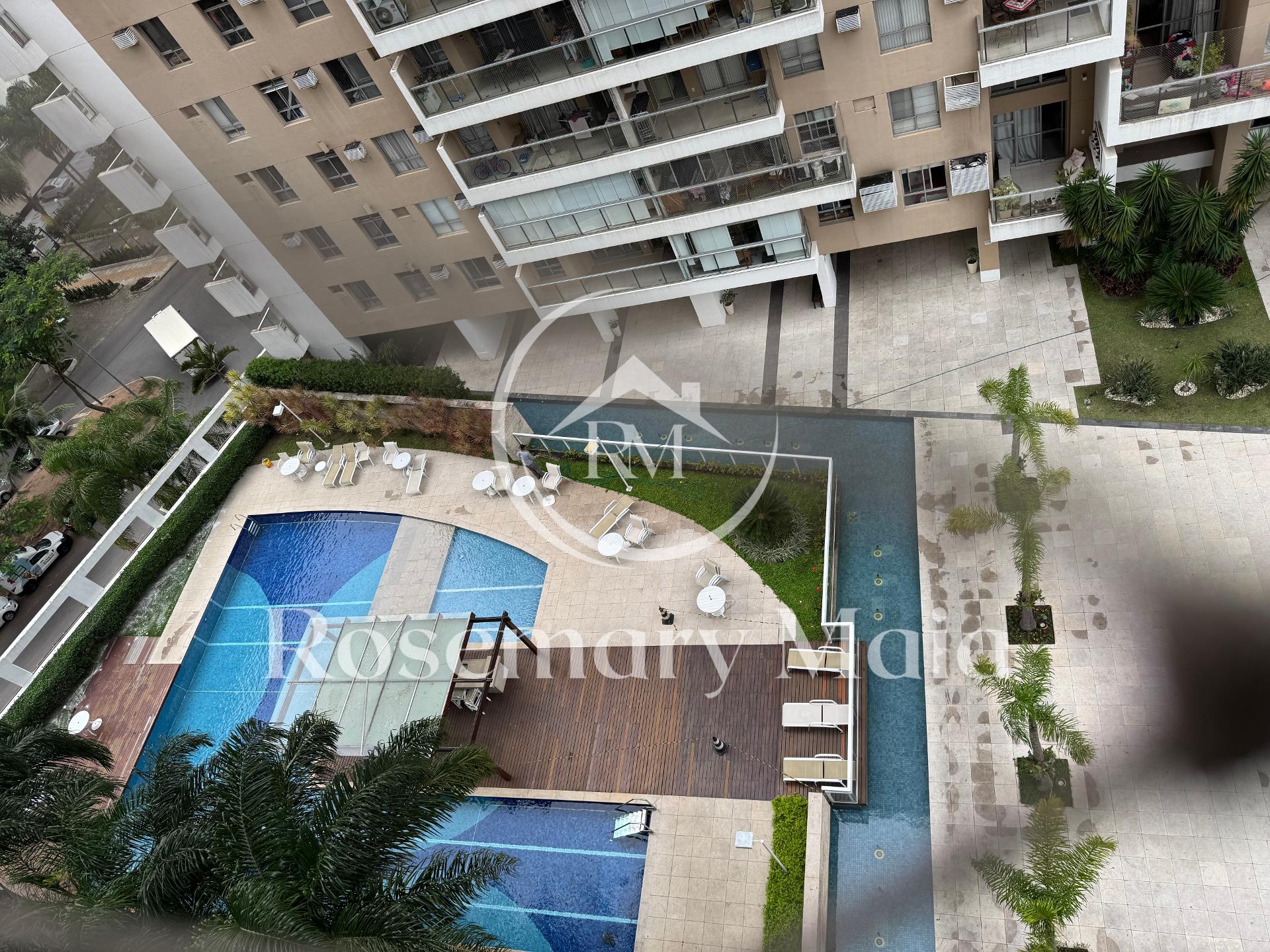 Andar Alto com Varanda e Lazer Completo a Poucos Minutos das P...