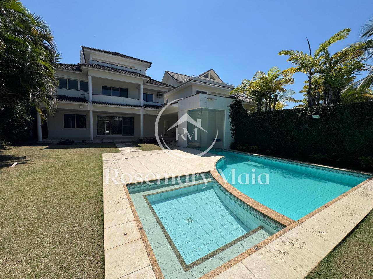 Casa de Alto Padr?o ? Venda - Condom?nio Crystal Lake, Barra d...