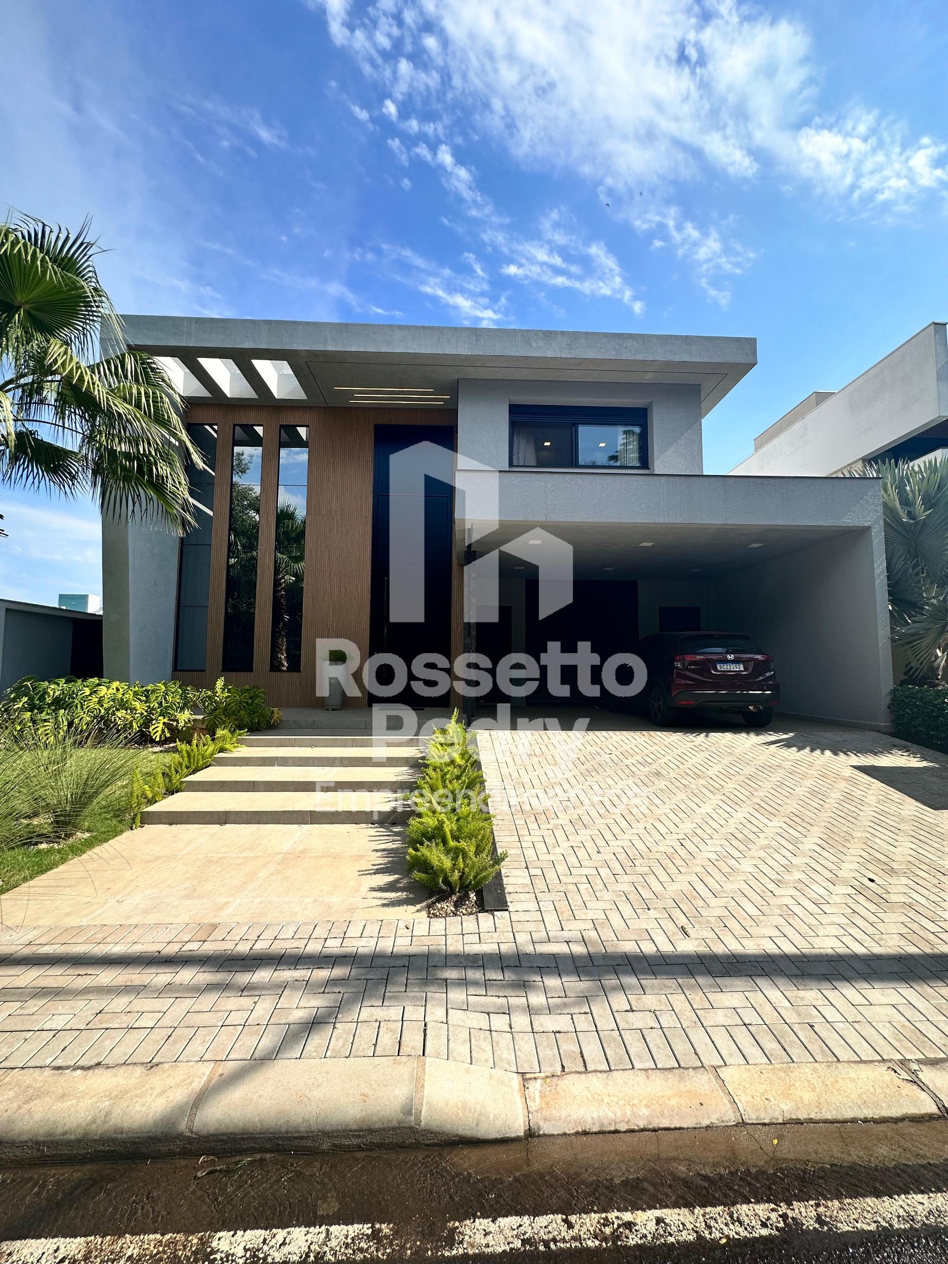 SOBRADO COM 3 SUÍTES, PLANEJADOS, PISCINA, COZINHA INDEPENDENT...