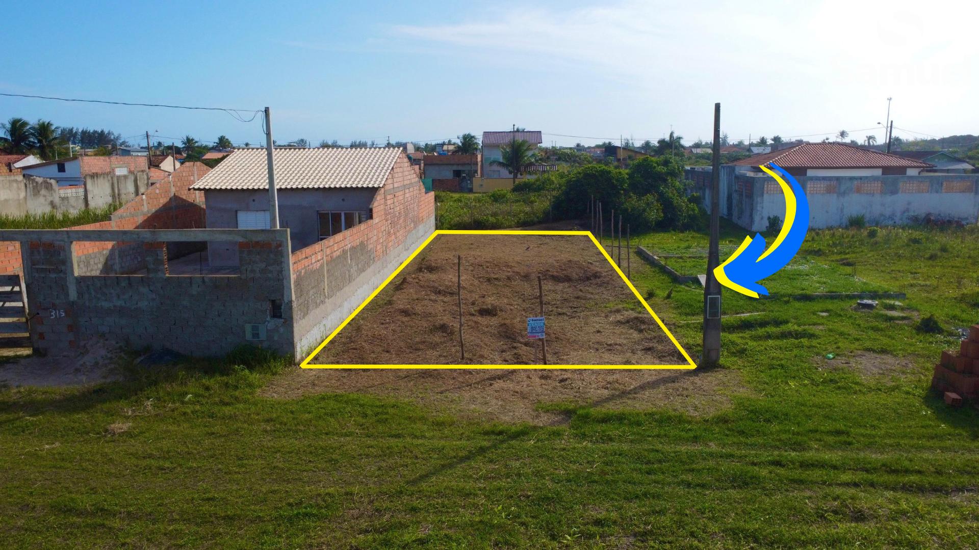 Terreno seco proximo à praia - Balneário Maria de Lourdes