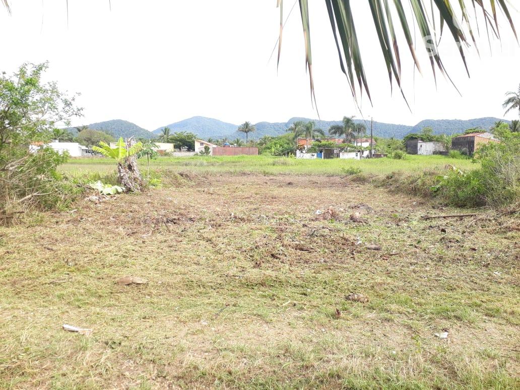 Terreno ? 250 m da praia, em rua com diversas casas, com 300 m...