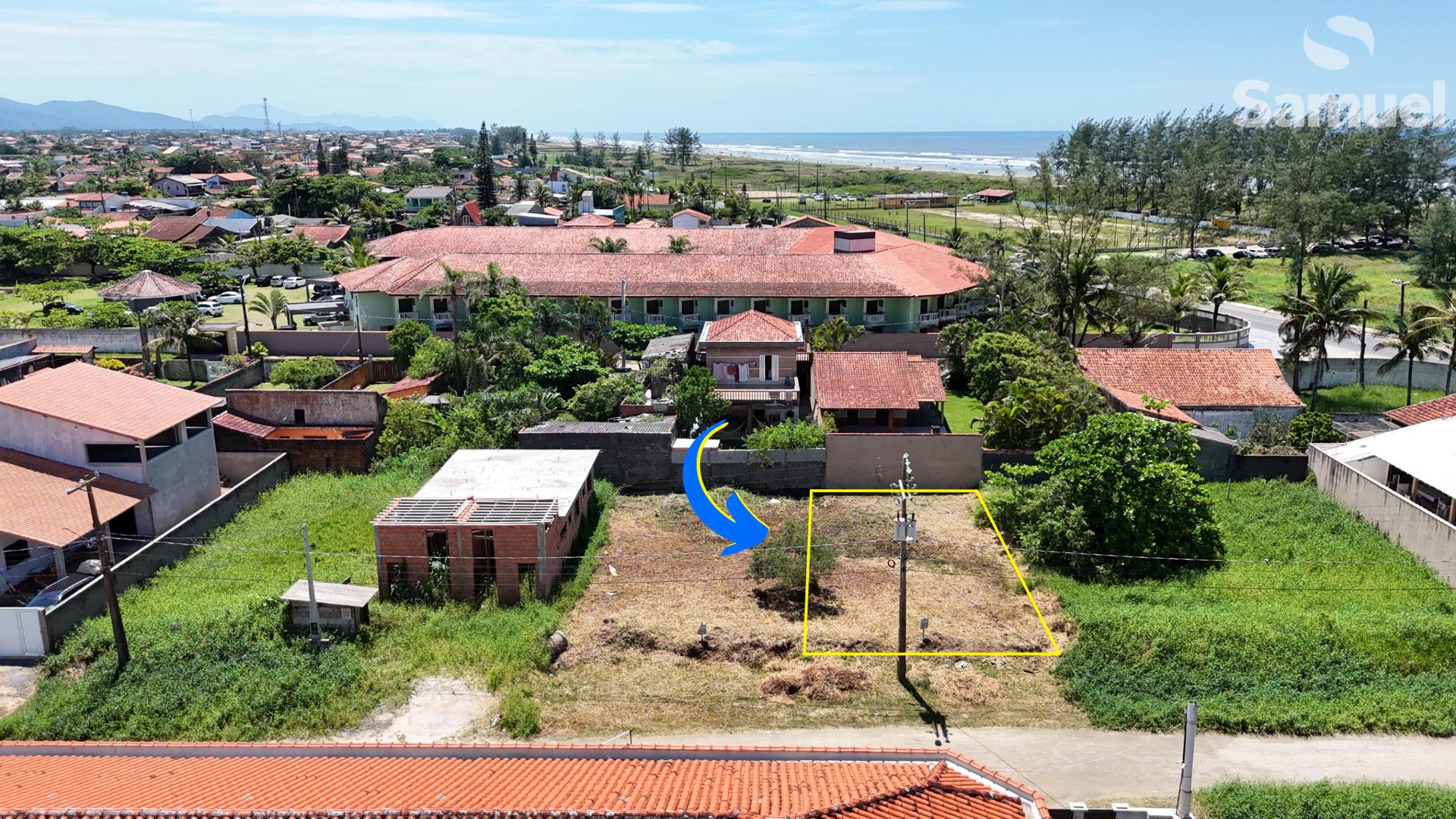 Terreno a 100 m da praia em uma das melhores localiza??es.