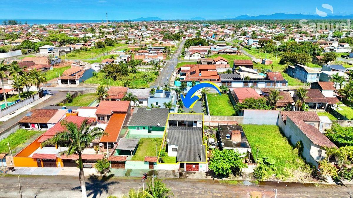 Oportunidade Única: Casa com Edícula, Garagem Coberta e 72 m² ...