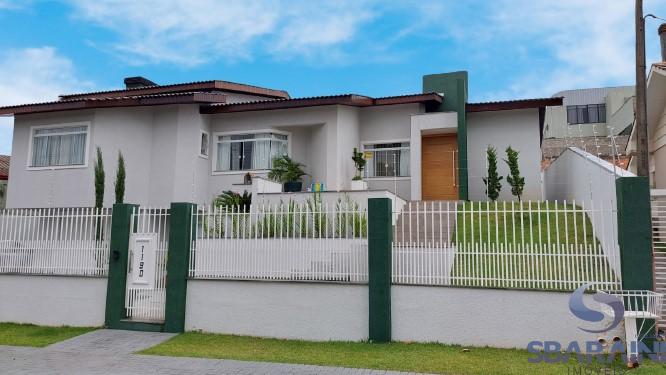 Casa com piscina, à venda, no Bairro Jardim das Américas em Pa...