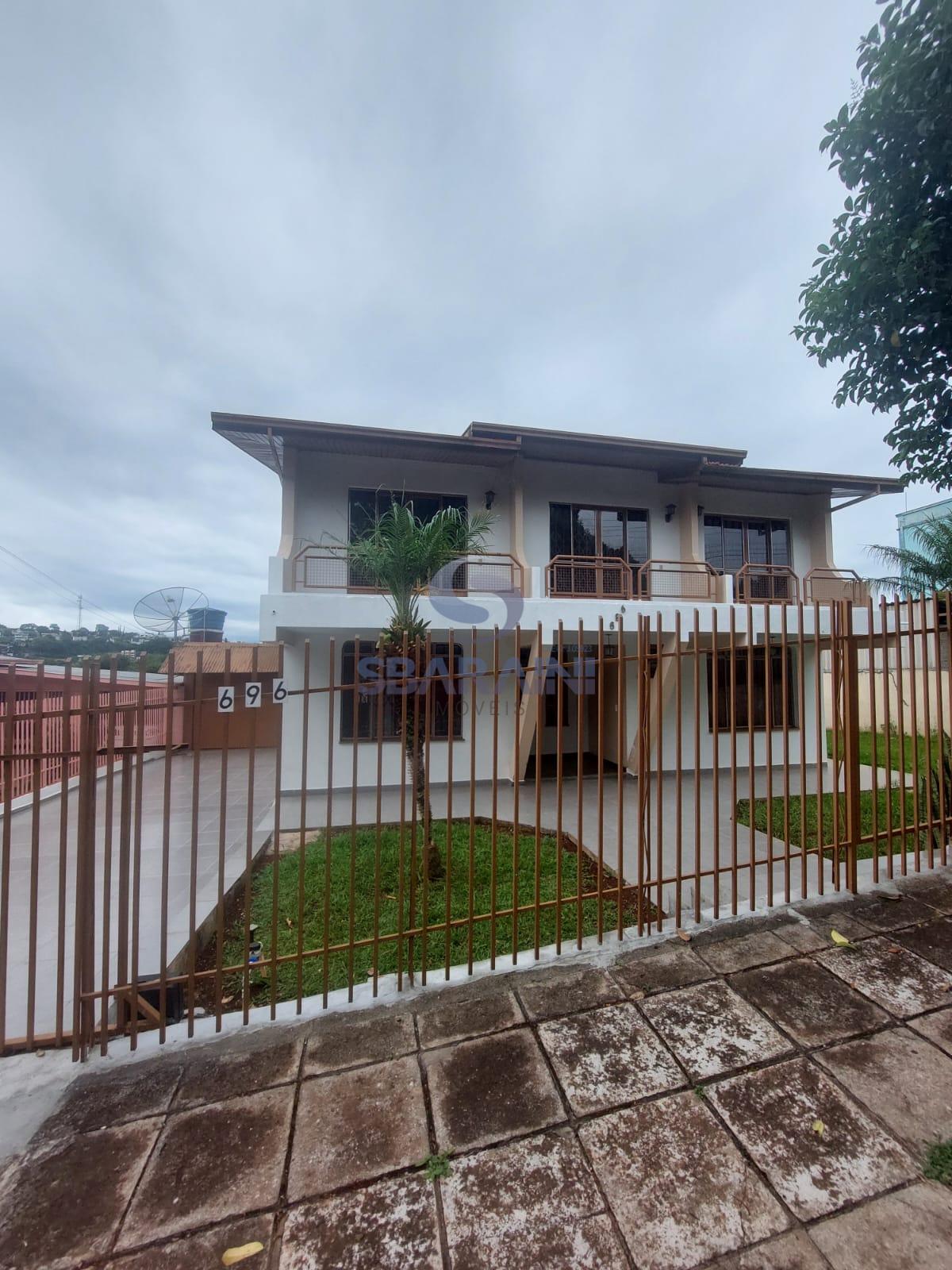 Casa à venda no Bairro Santa Terezinha em Pato Branco 4 quartos.