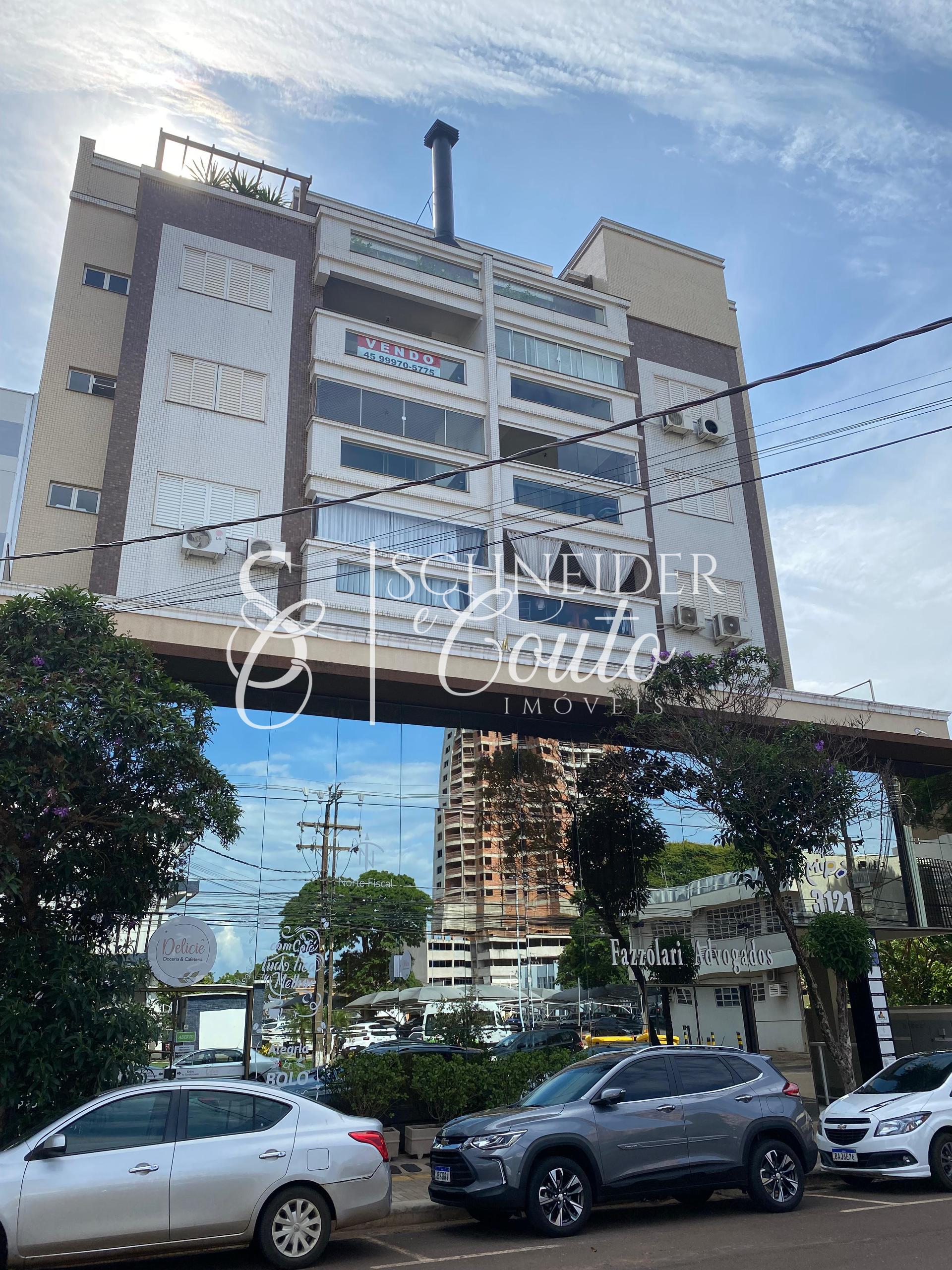 Apartamento localizado no Centro, em frente a prefeitura, Edif...