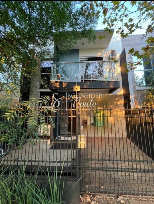 Sobrado INTEIRAMENTE MOBILIADO no Jardim Pancera