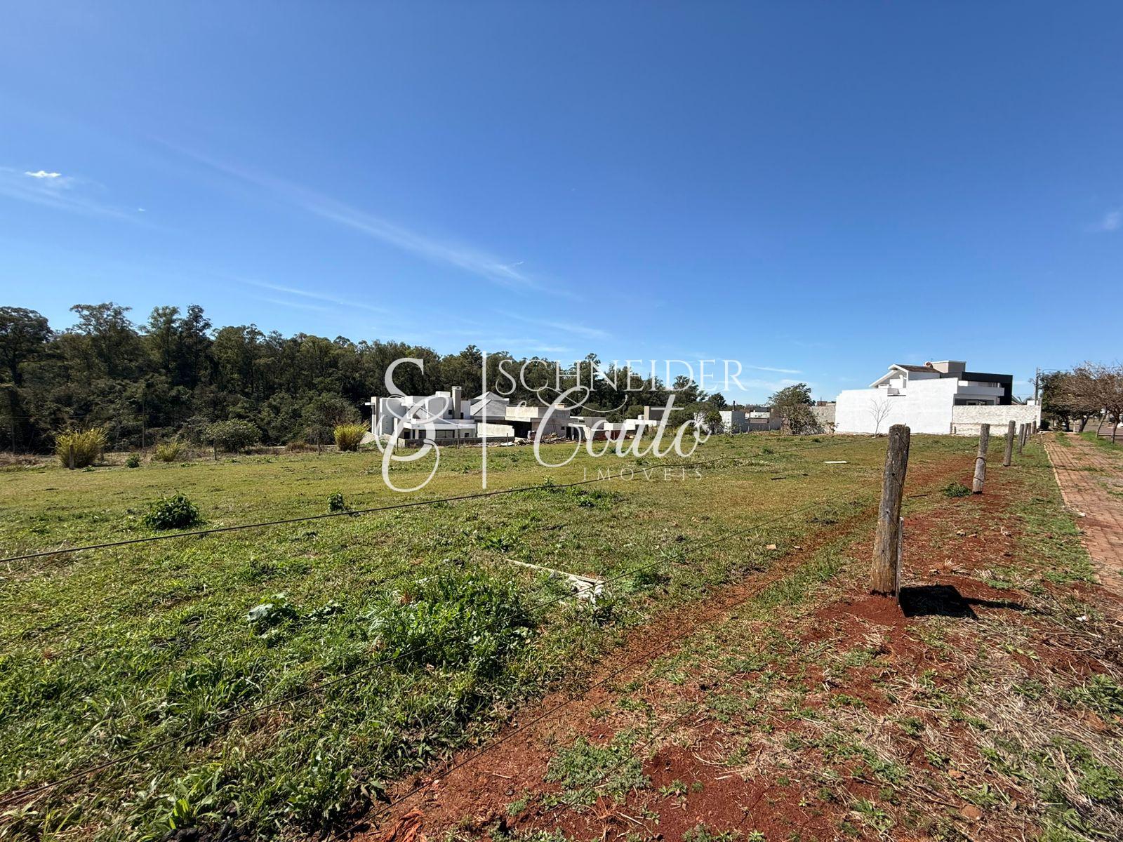 Terrenos localizados na Vila Industrial, Próximo ao Lago Novo.