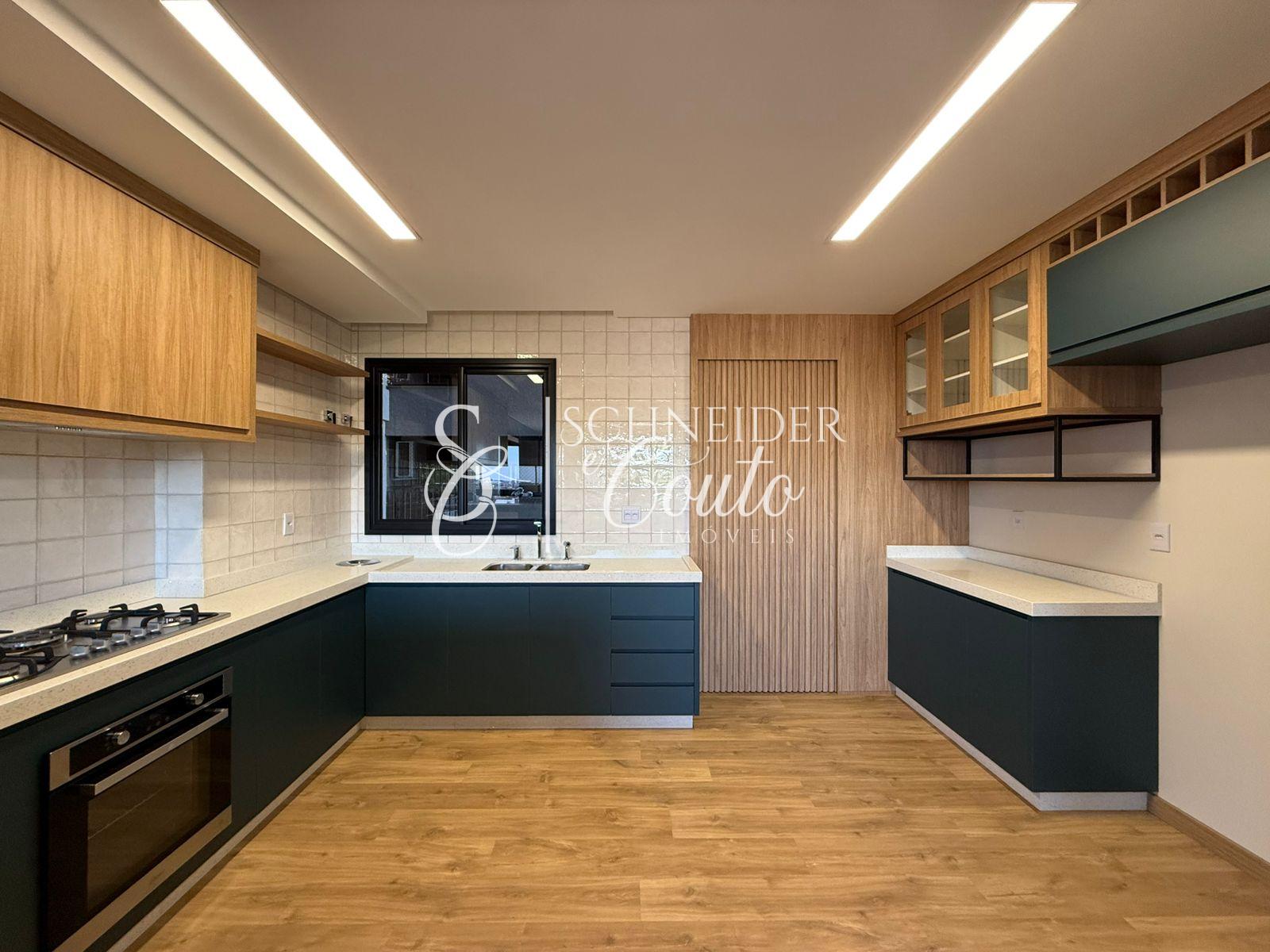 Apartamento de ALTO PADRÃO, SEMI MOBILIADO no Edifício Villa M...