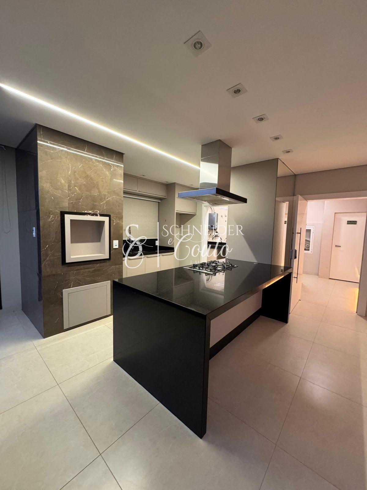 Apartamento SEMI MOBILIADO localizado no Jardim La Salle