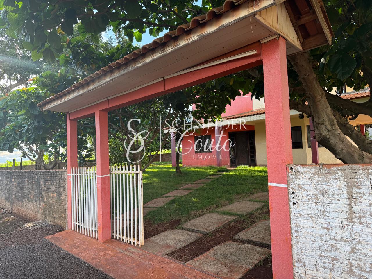 Casa localizada em Tupãssi.