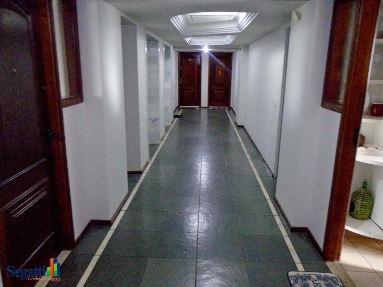 APARTAMENTO SEMI MOBILIADO NO ED. SAN IGNÁCIO