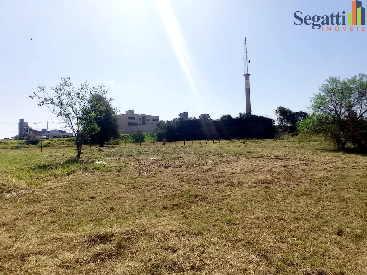 TERRENO NO JARDIM POLO CENTRO