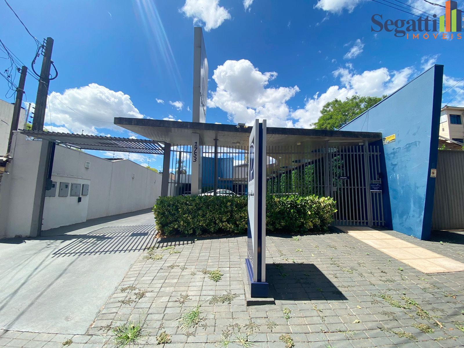 SALA COMERCIAL MOBILIADA NO CENTRO