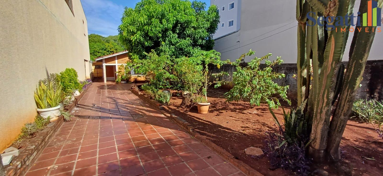 CASA NO BAIRRO MACARANÃ