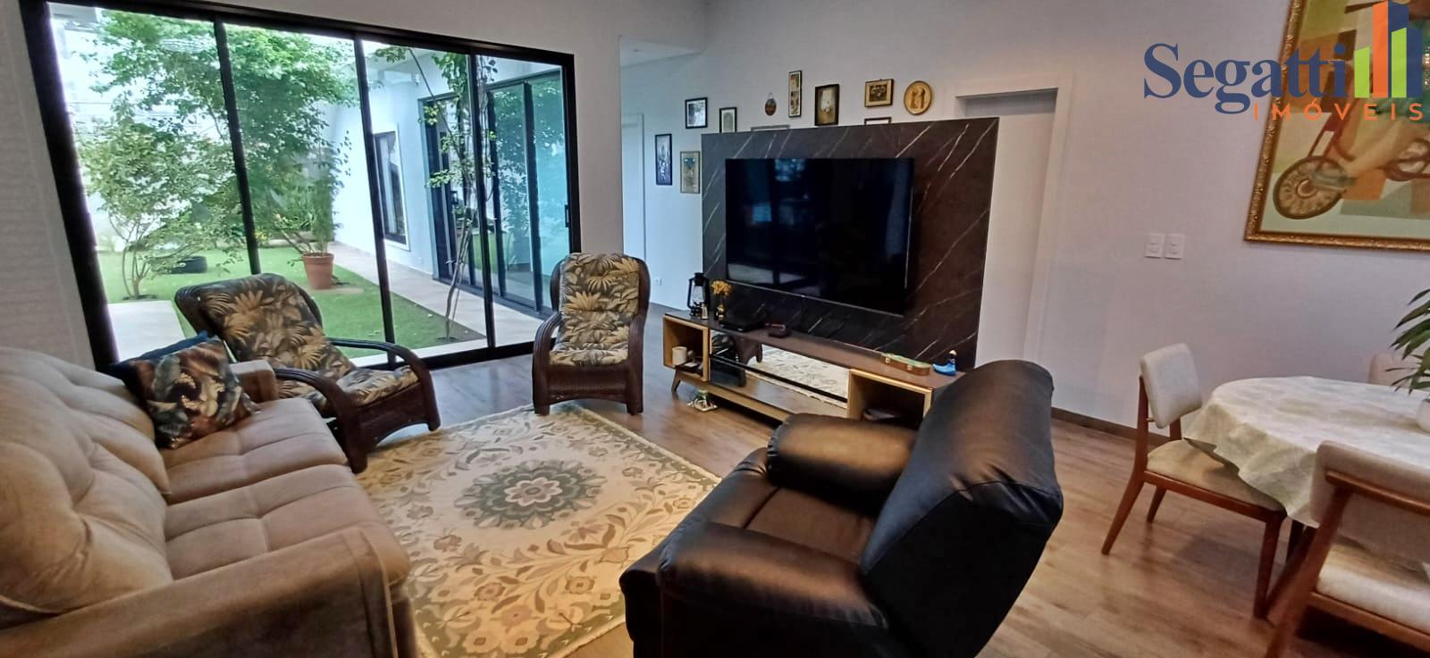 CASA TÉRREA SEMI MOBILIADA NO CONDOMÍNIO FECHADO TERRAS ALPHAS I