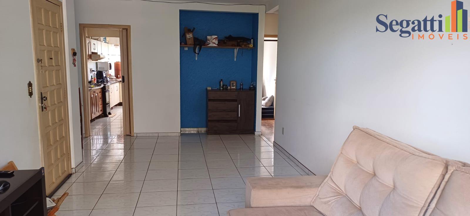 APARTAMENTO NO EDIFICIO GUSMÃO