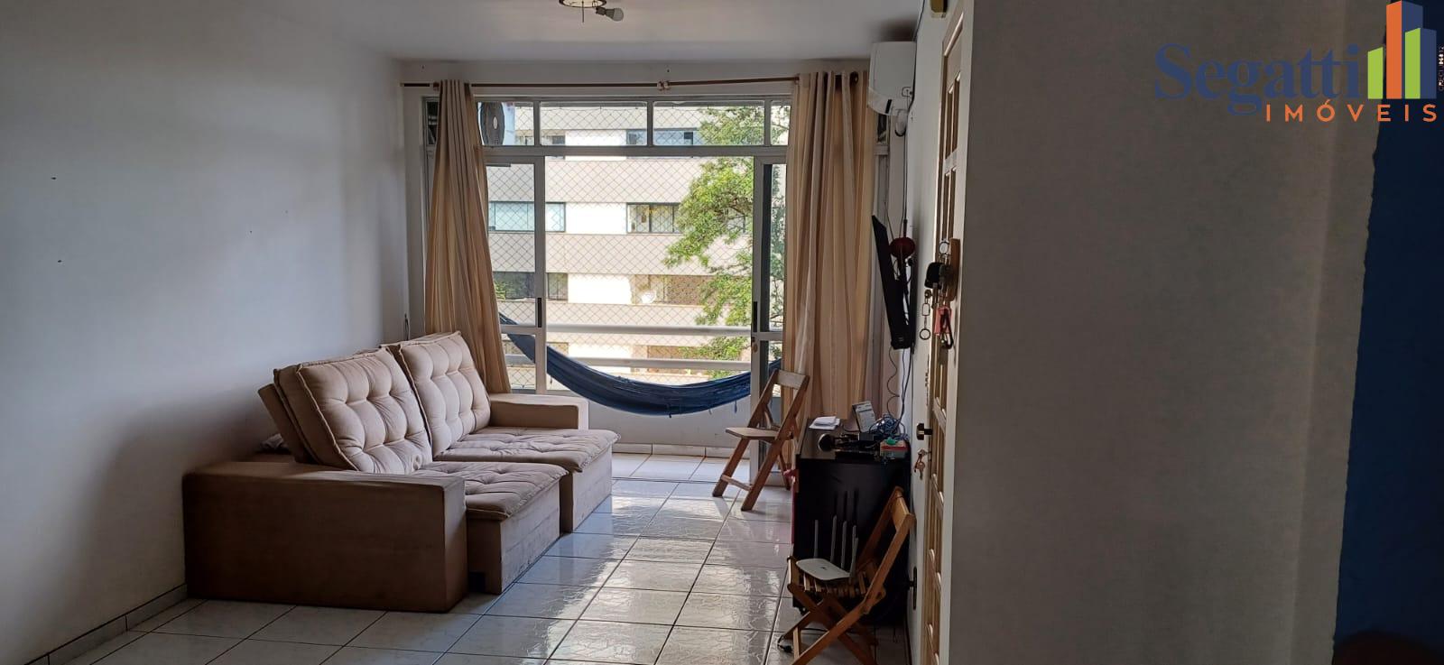 APARTAMENTO NO EDIFICIO GUSMÃO