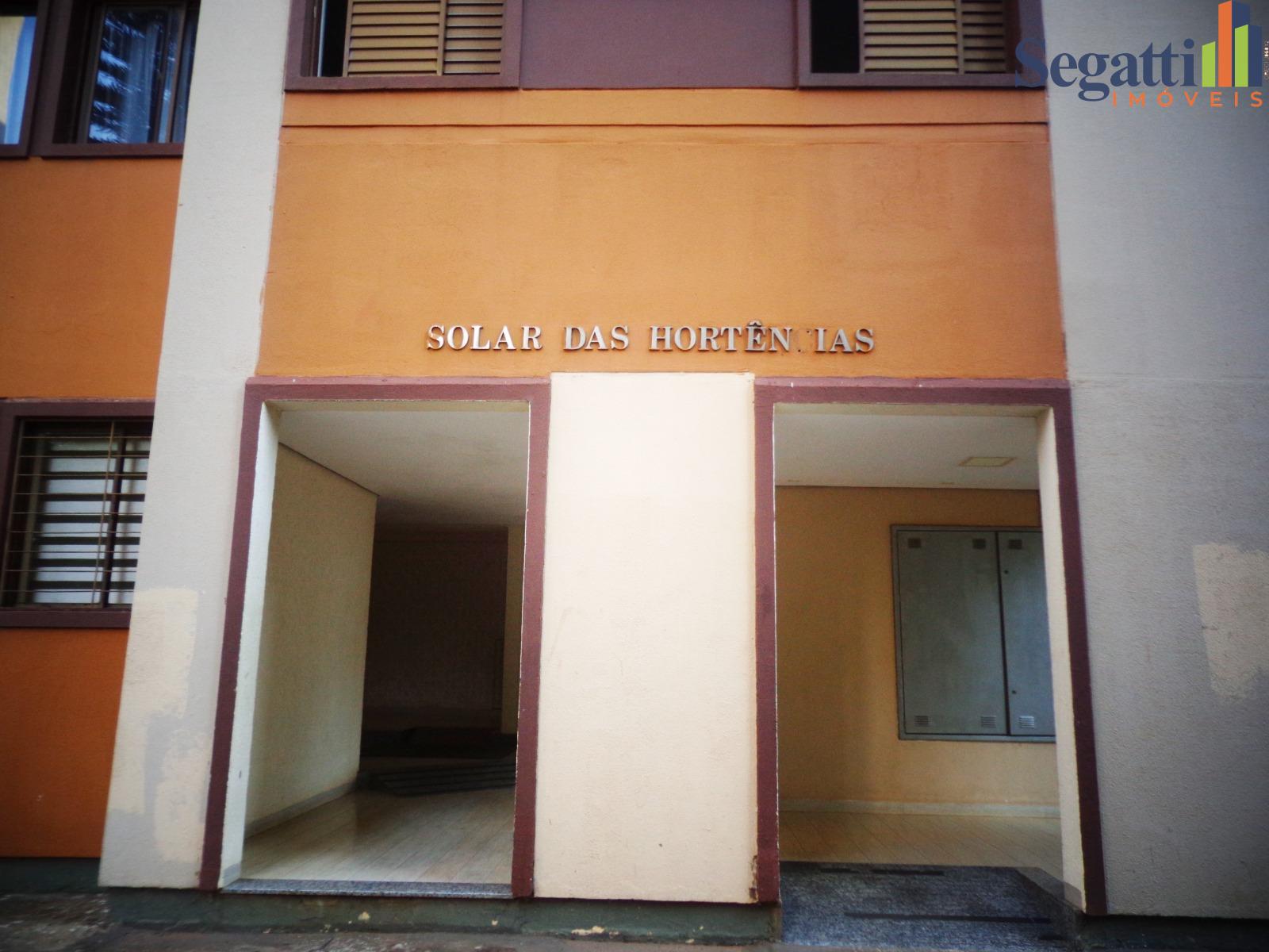 APARTAMENTO SEMI MOBILIADO NO COND. VILLAGE SAN FRANCISCO