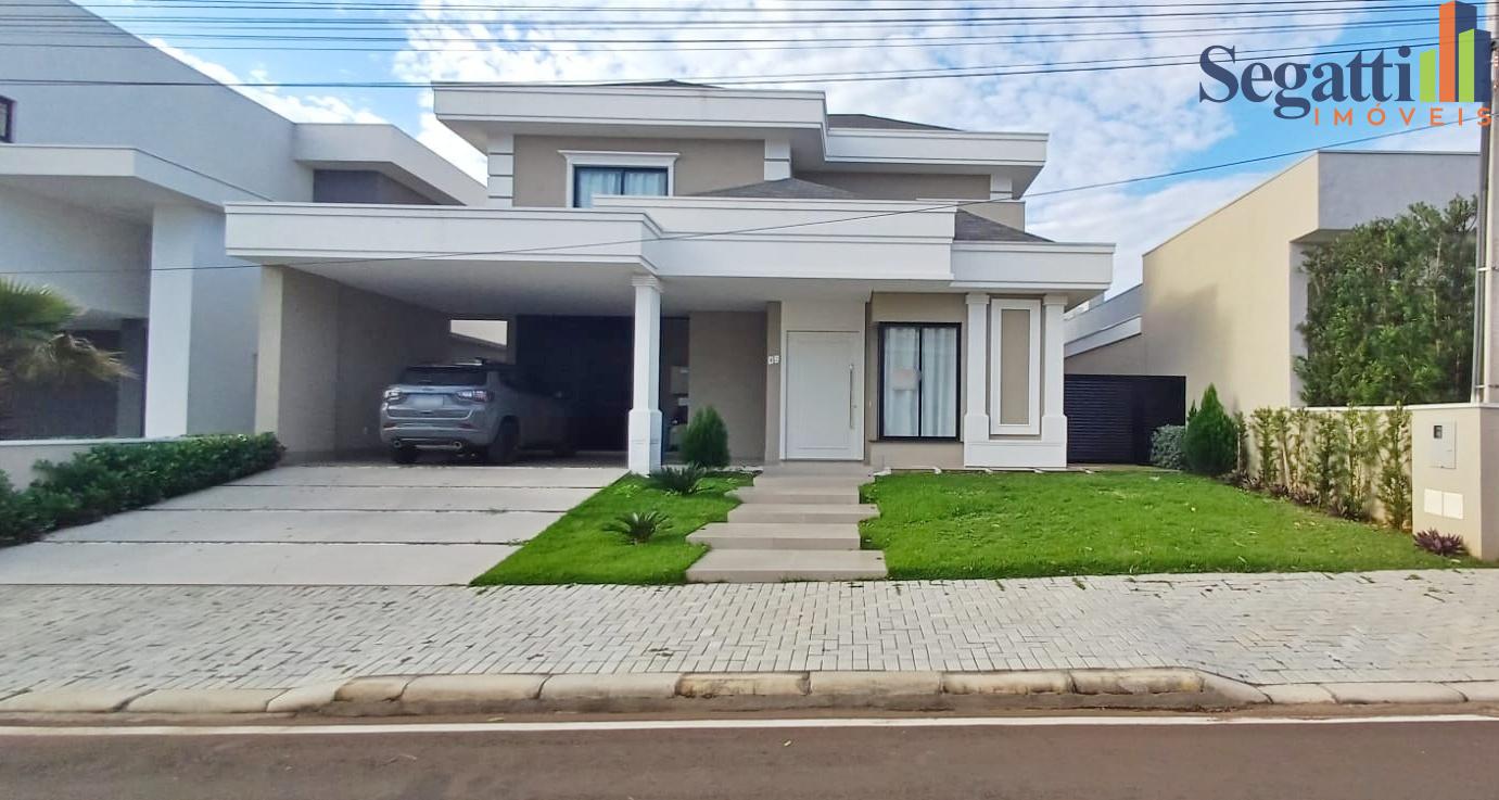 SOBRADO LUXUOSO SEMI-MOBILIADO NO CONDOMÍNIO FECHADO QUINTA DO...