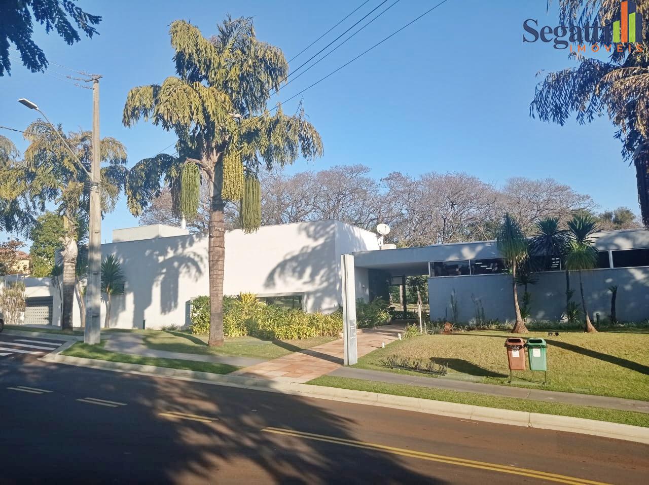 TERRENO DE ESQUINA NO CONDOMINIO TERRAS ALPHAS 1