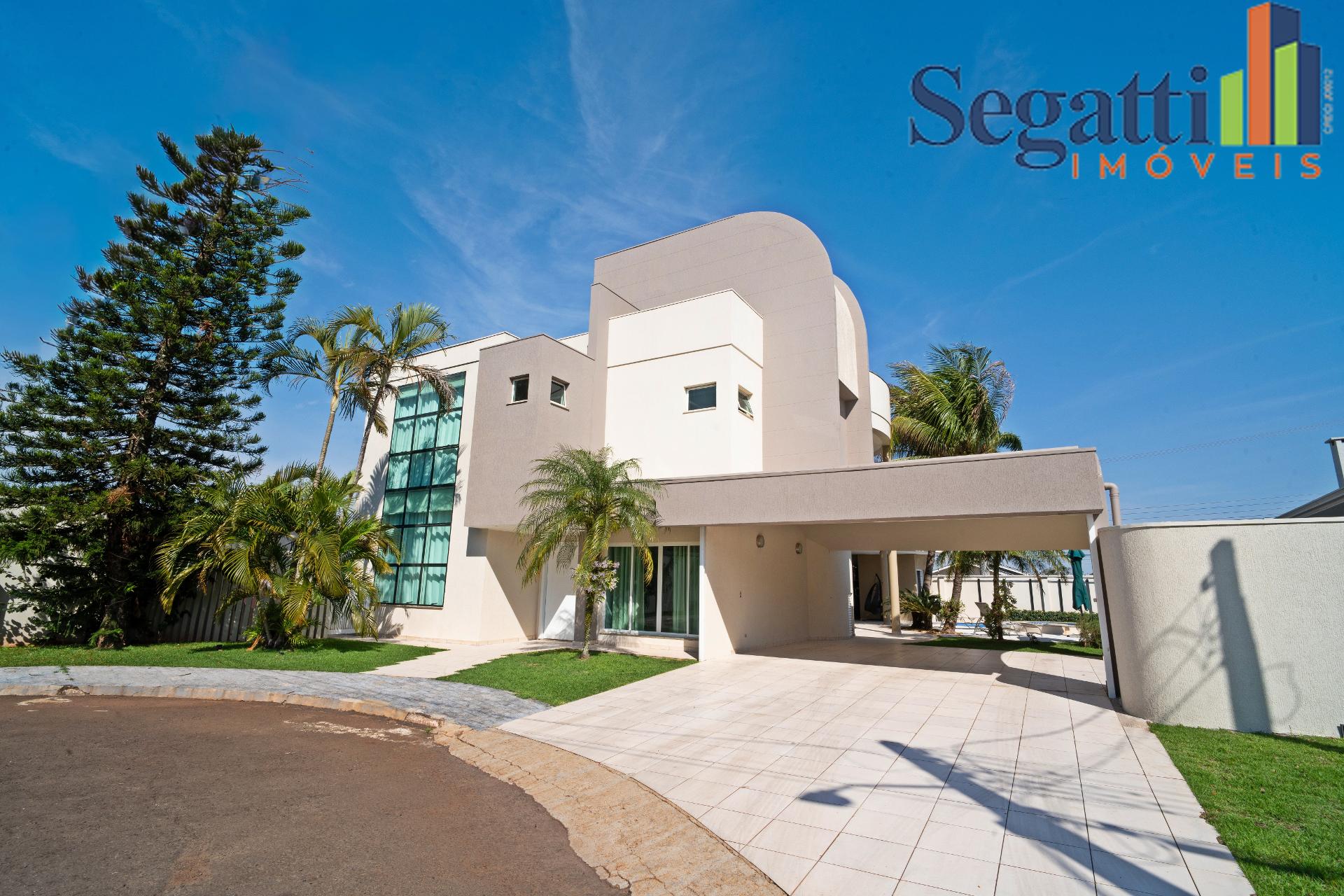 SOBRADO NO CONDOMÍNIO RESIDENCIAL MARIA TEREZA