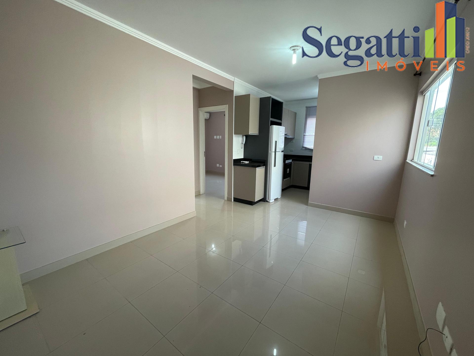 APARTAMENTO  SEMI MOBILIADO NO RESIDENCIAL MICHELANGELO